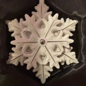 Pandora snow flake ornament